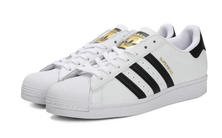 阿迪达斯三叶草和三条有什么区别