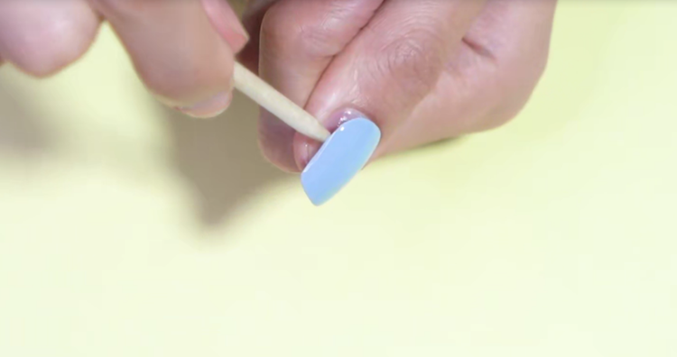 穿戴甲没有解胶剂怎么卸