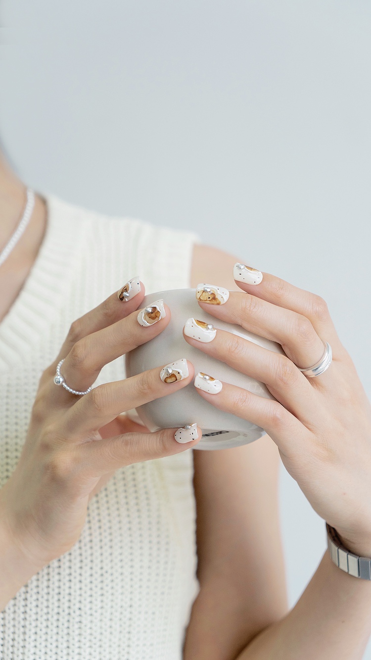 高级ins小众美甲，高级感小众ins美甲