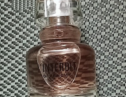 发香雾和香水的区别