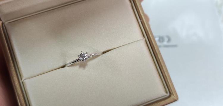 钻石戒指款式的寓意和象征