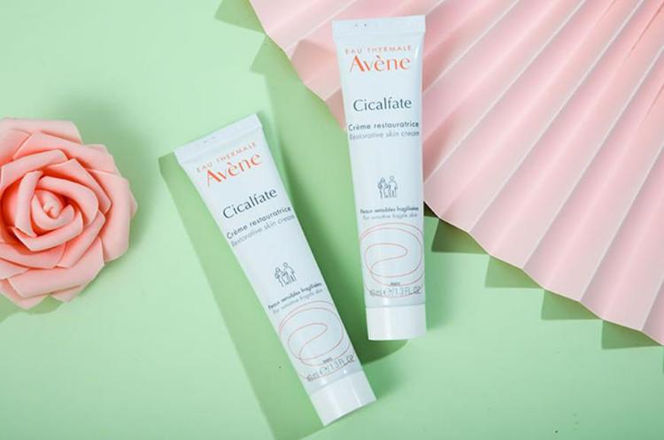 雅漾大白霜和修复舒缓保湿霜可以一起用吗