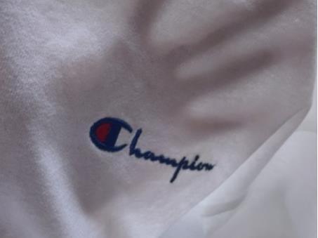 冠军是哪个国家的牌子