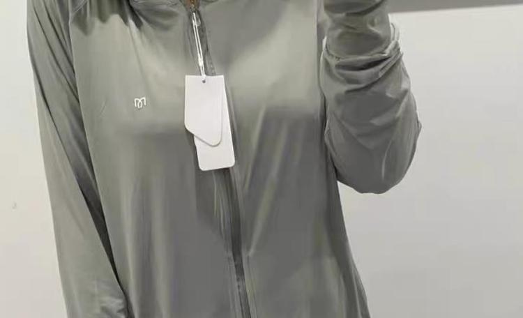 穿防晒衣可以不涂防晒霜吗