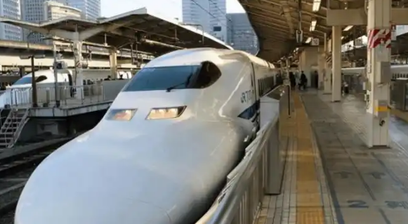 坐高铁可以带防晒喷雾吗?