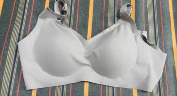 为什么内衣会发霉发黑