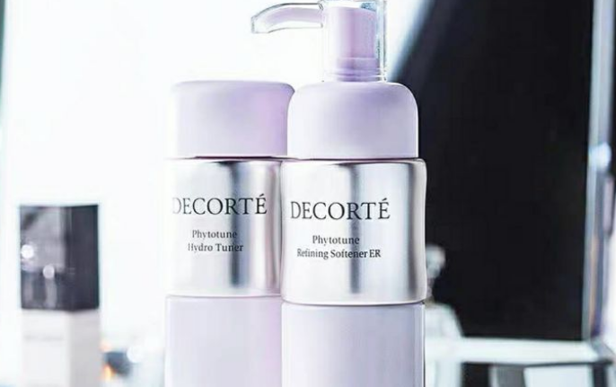 为啥黛珂是先乳后水