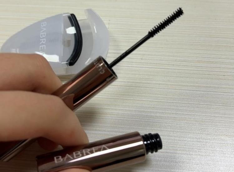 睫毛打底能代替睫毛膏吗