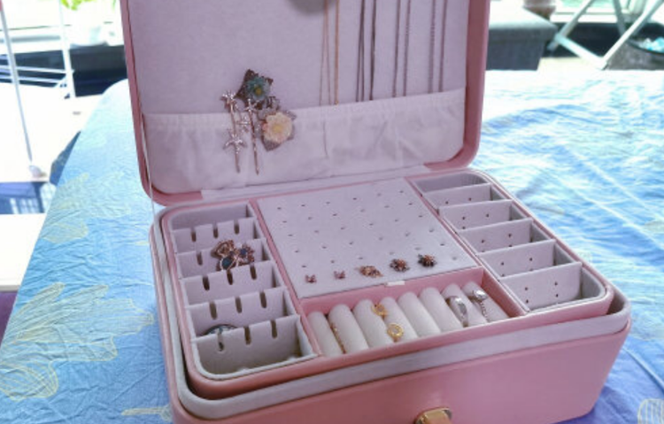 首饰放在首饰盒还是密封袋