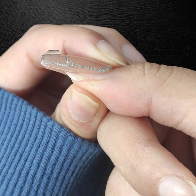 贴甲片如果没有全部包住指甲怎么办