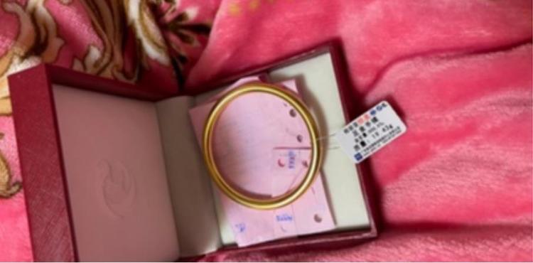 黄金手镯戴不进去有什么办法