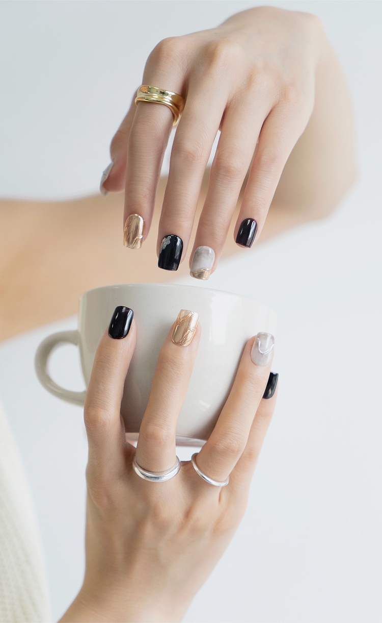 美甲ins甲片，美甲ins风图片