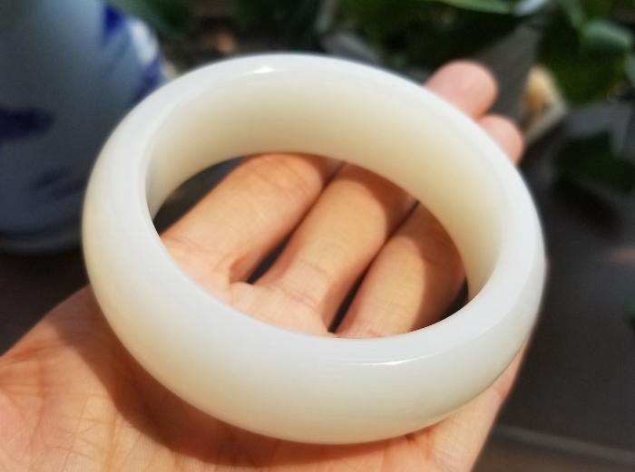 和田玉老料和新料区别