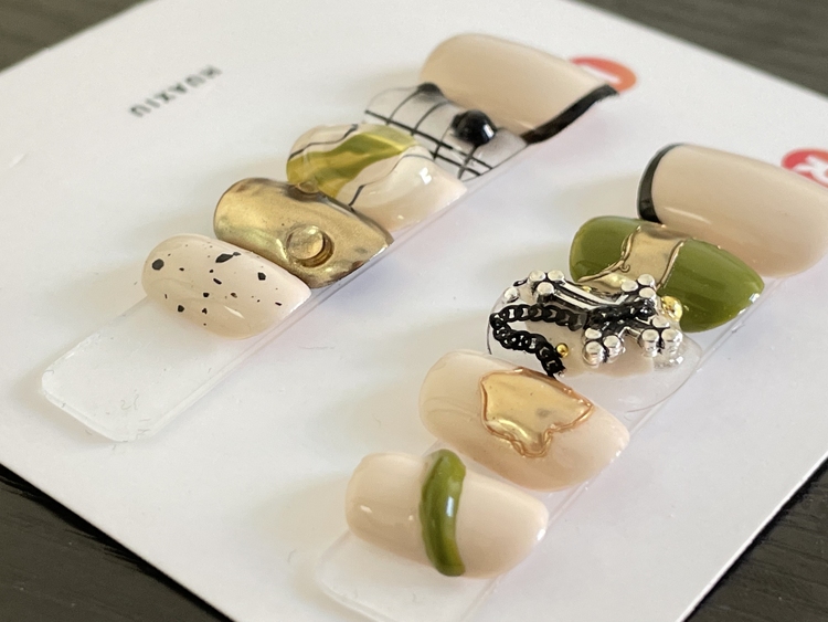 美甲ins小众短款简约