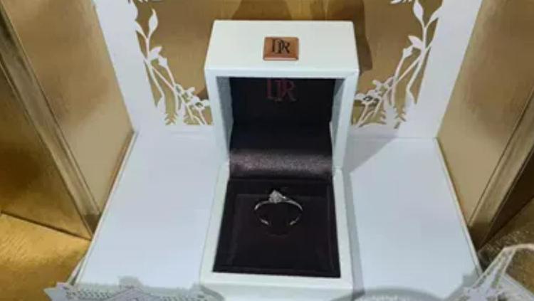 dr钻戒是哪个国家的牌子