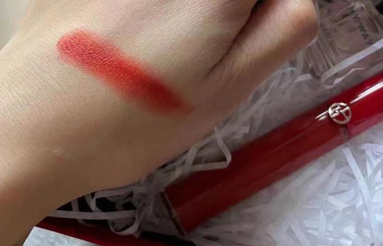 阿玛尼400是什么颜色口红