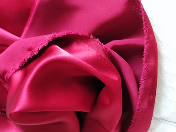 醋酯纤维面料夏天穿热吗