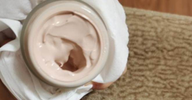 粉底霜和粉底液有什么区别