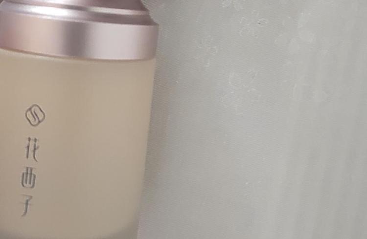 可以不涂隔离直接涂粉底液吗