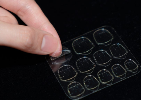 贴甲片如果没有果冻胶拿什么胶粘