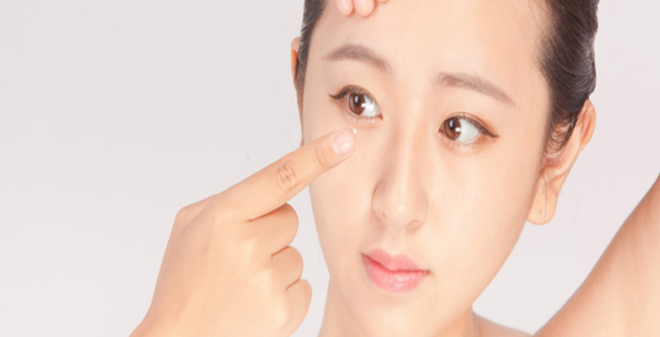 美瞳度数怎么选