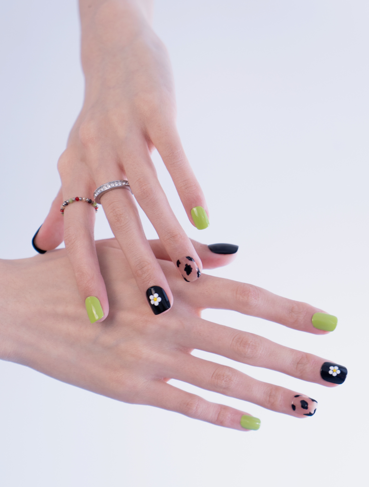 美甲图片大全2022新款式