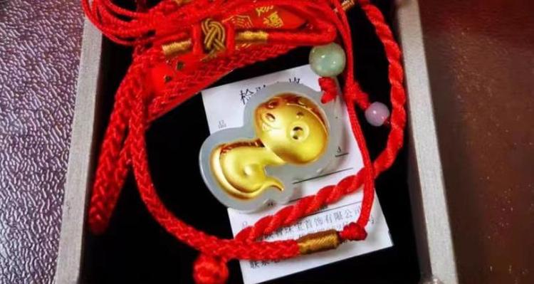 和田玉4d足金是什么意思