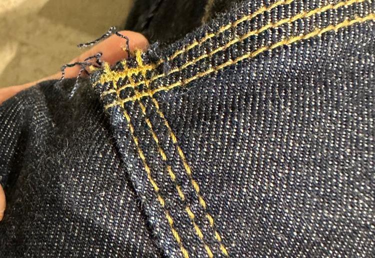 赤耳牛仔裤是什么意思