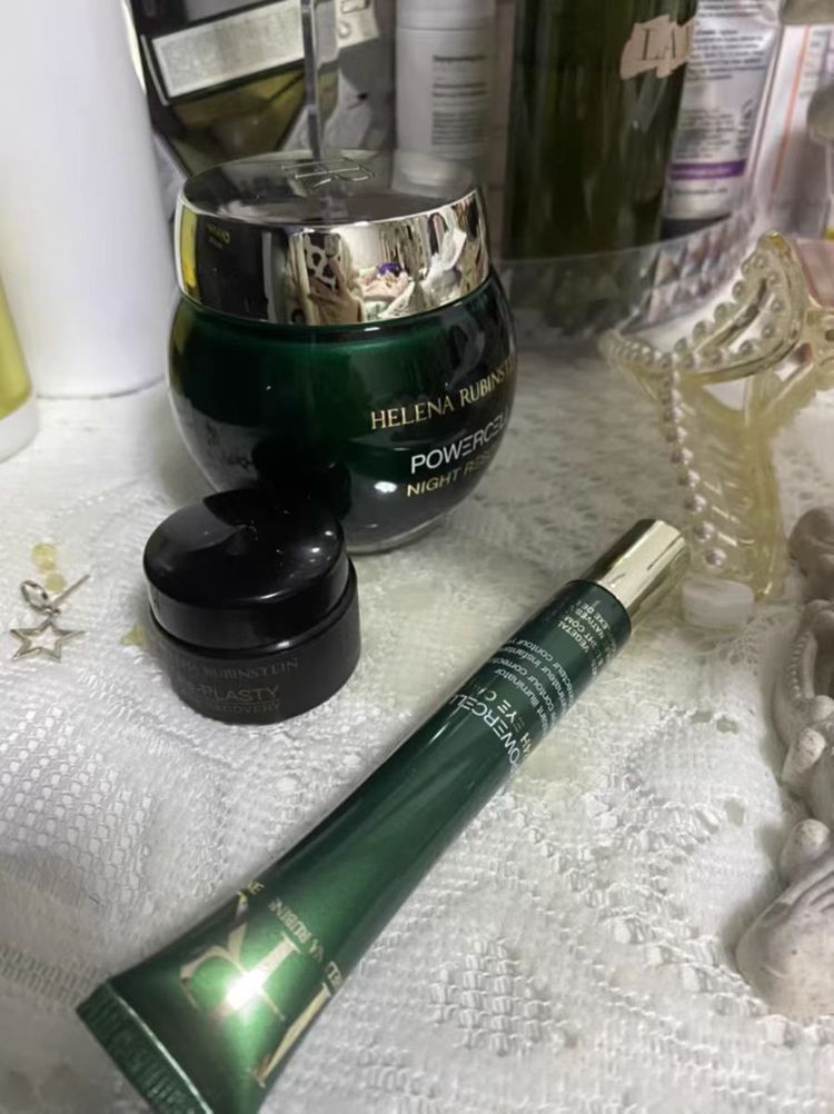 赫莲娜轻乳霜晚上能用吗