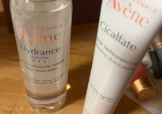 雅漾修复大白霜成分