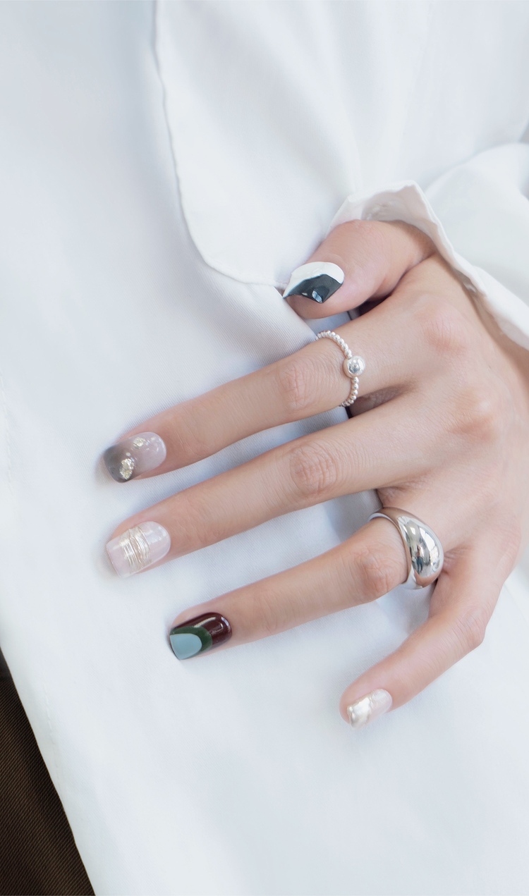 美甲ins温柔品白短甲