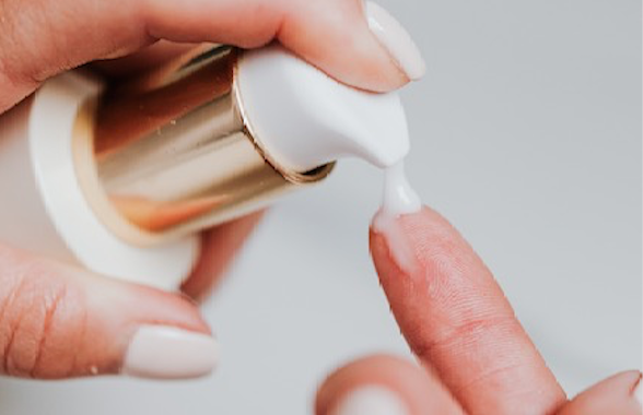 精华用在护肤哪个步骤