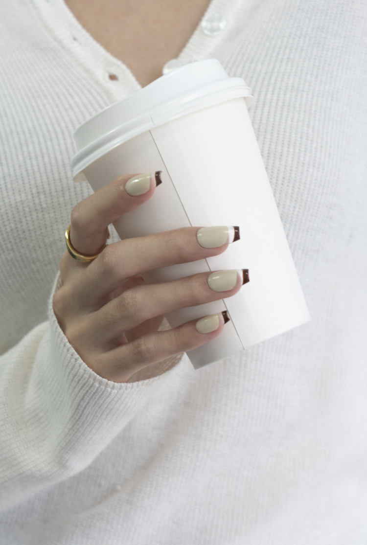 穿戴甲ins法式，穿戴甲ins法式美甲