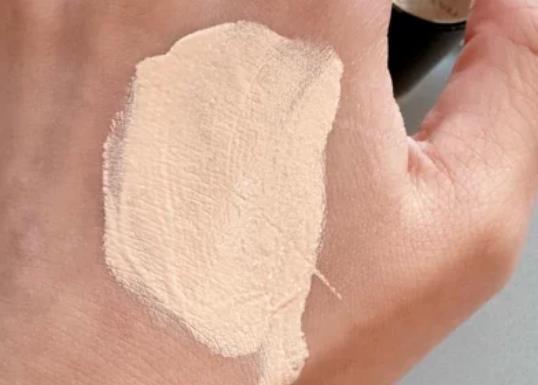 为什么化完妆一会儿就没了