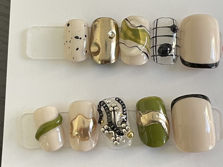 美甲ins小众短款简约