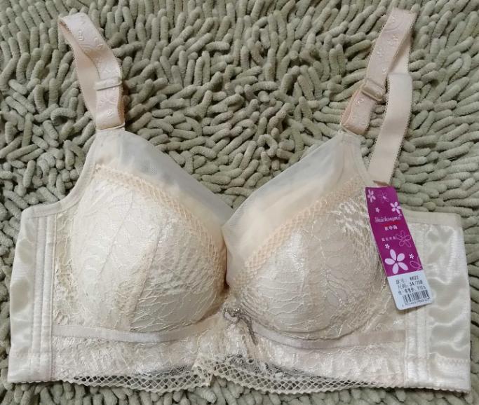 文胸a和b罩杯的区别