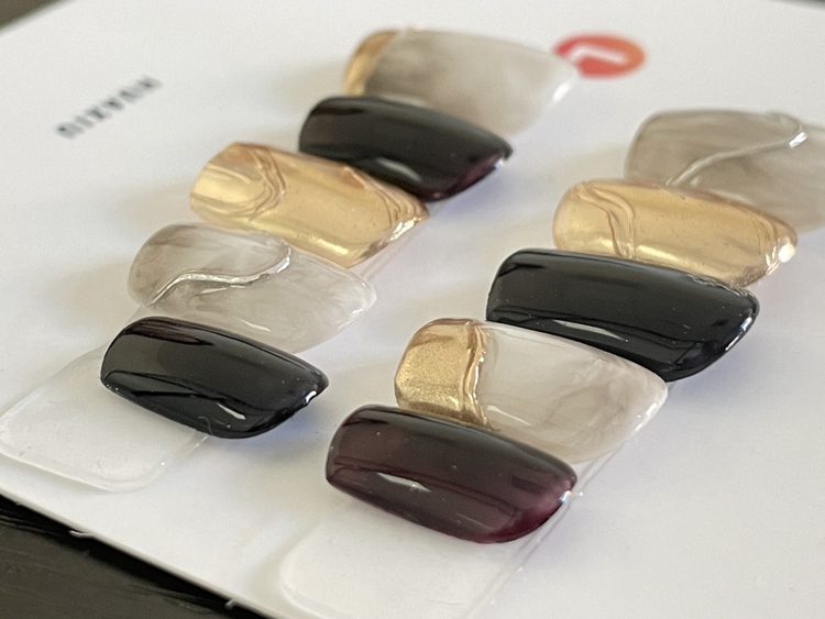 美甲ins小众短款简约