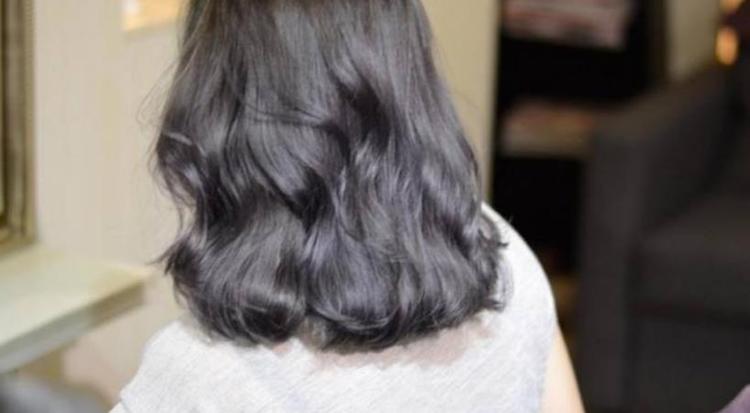 蓝黑色头发需要漂吗