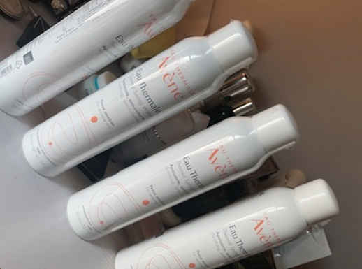 雅漾喷雾有修复屏障作用吗