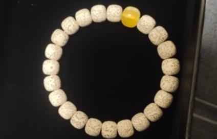 菩提手串是什么材质