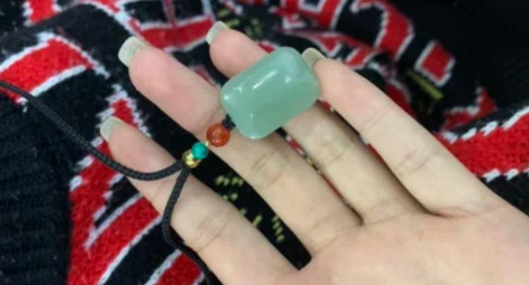 西安产什么玉石