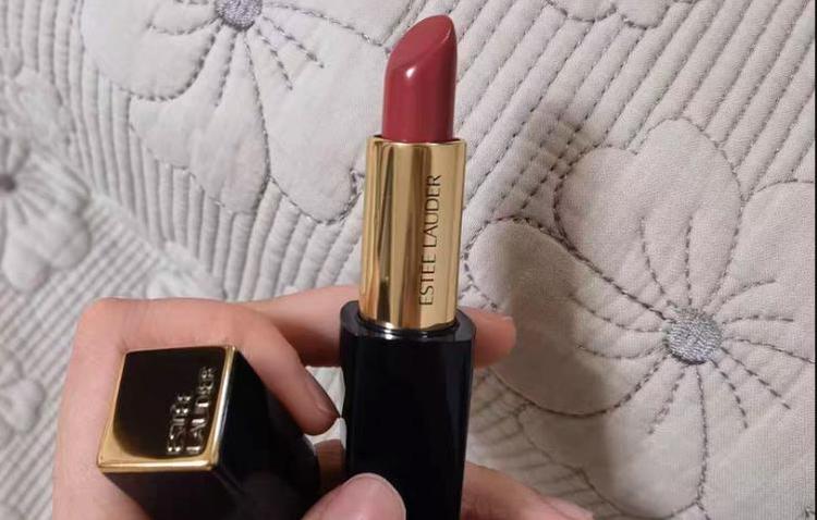 怎么验证雅诗兰黛口红是不是正品