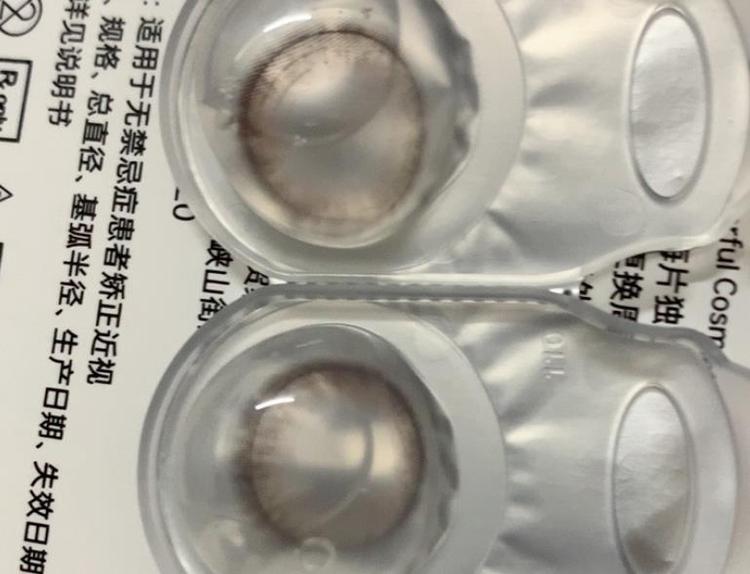 怎么才知道自己戴多大的美瞳