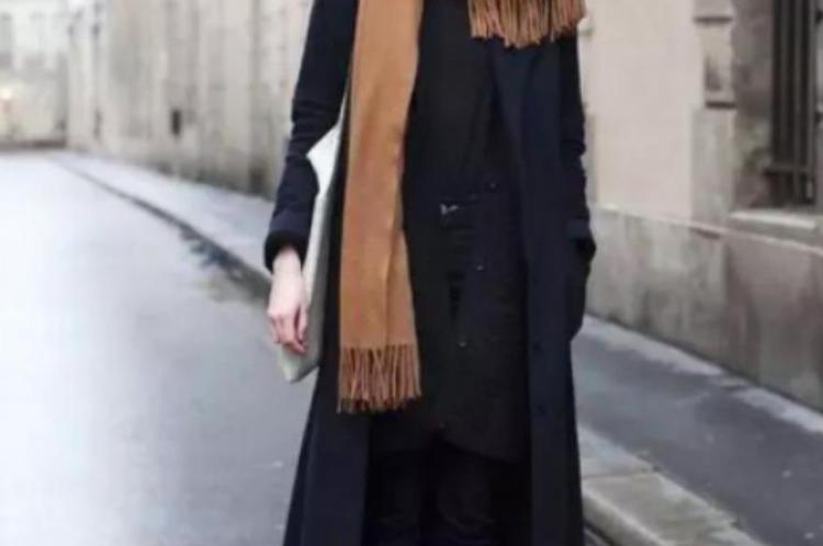 皮肤黑穿黑色衣服会不会显得更黑