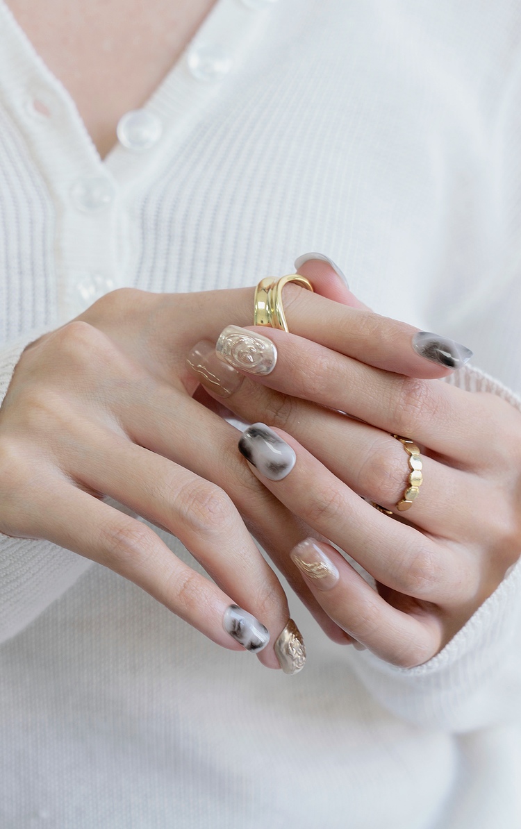 美甲ins小众日式，美甲ins小众日系