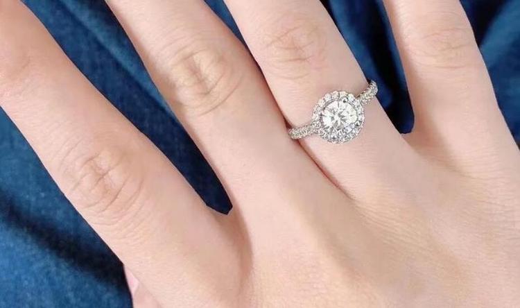 戒指一般多少克