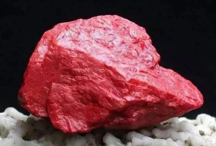 朱砂吊坠可以贴身戴吗