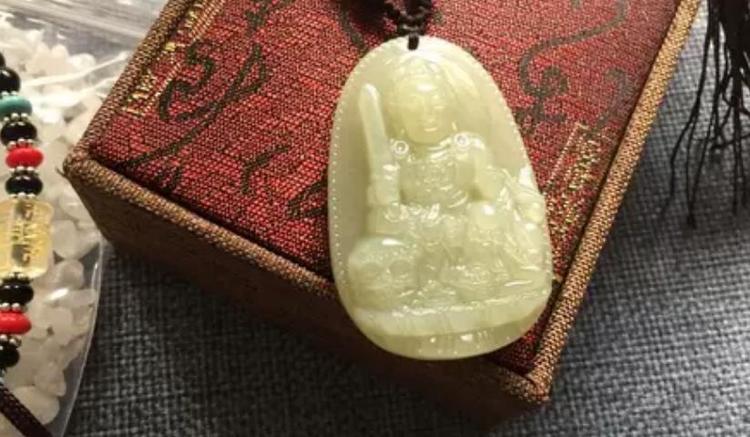 和田玉水线是什么意思