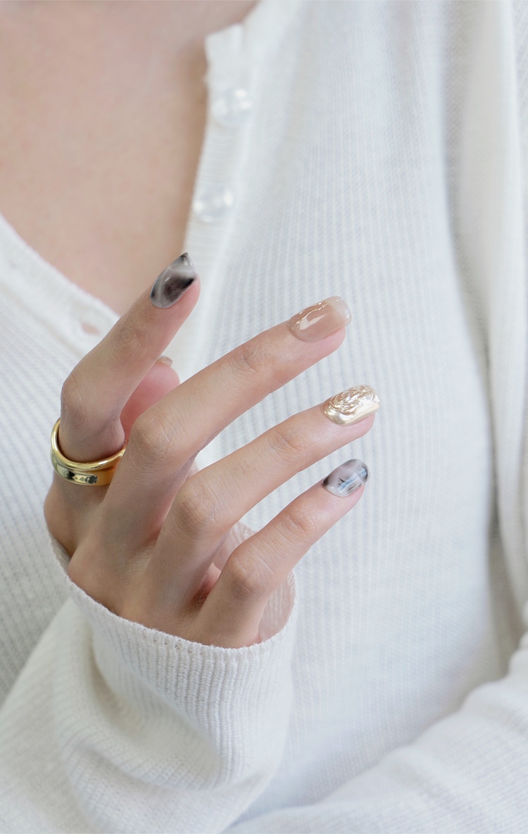 夏日美甲ins高级法式，美甲ins夏日法式