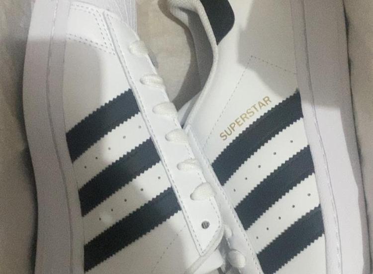 阿迪达斯的鞋码偏大还是偏小